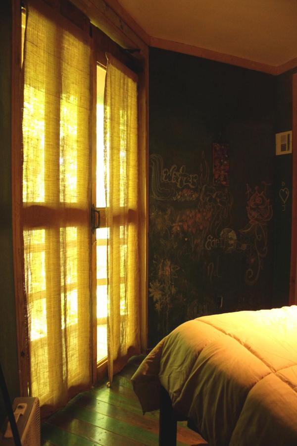 Lost River Hostel Френч Лик Екстериор снимка