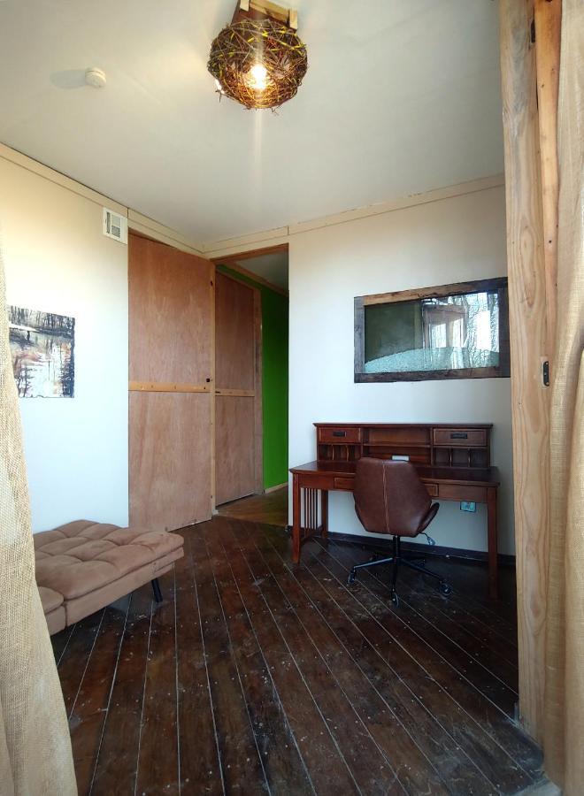 Lost River Hostel Френч Лик Екстериор снимка
